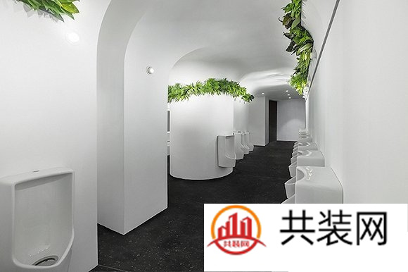 广州的这个“绿色”公厕，好看、环保还人性化