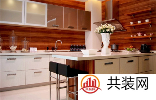 烤漆门板的优缺点  橱柜面板有哪些材质